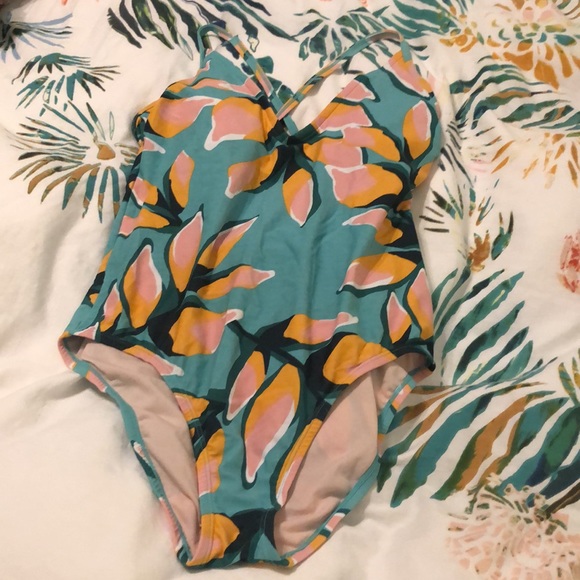 Kona Sol Floral Once Piece Criss-Cross Back V-Neck - Picture 3 of 6